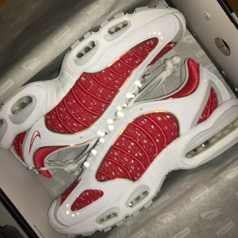 Supreme Air Max Tailwind IV